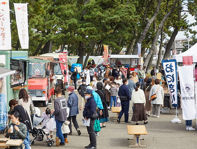 全国つながる市