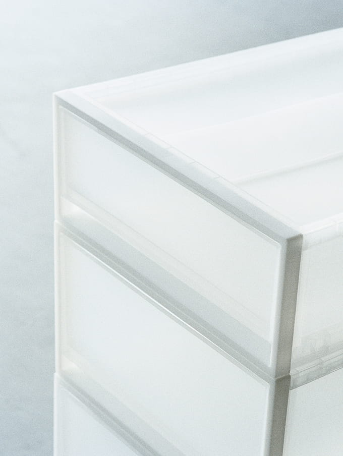 回収されたプラスチック収納用品の画像
