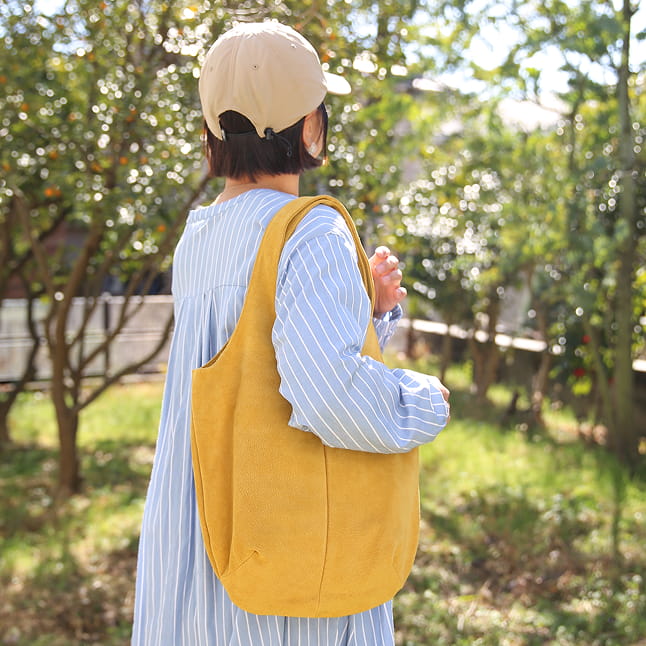 コーディネートの主役におでかけバッグのイメージ