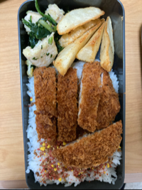 たじ