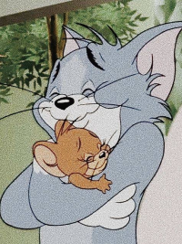 とむ