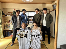 モロボシダンミツ
