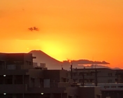 さぁ