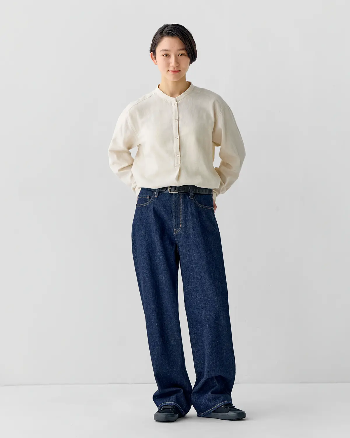 婦人 木の実から作ったカポック混 デニムストレートパンツ