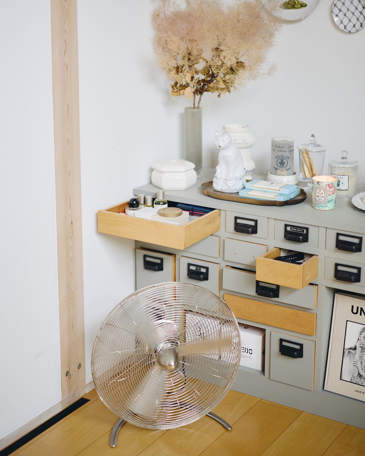 ほしいものが、迷わず手に届く部屋 ｜ スチール ユニット シェルフ