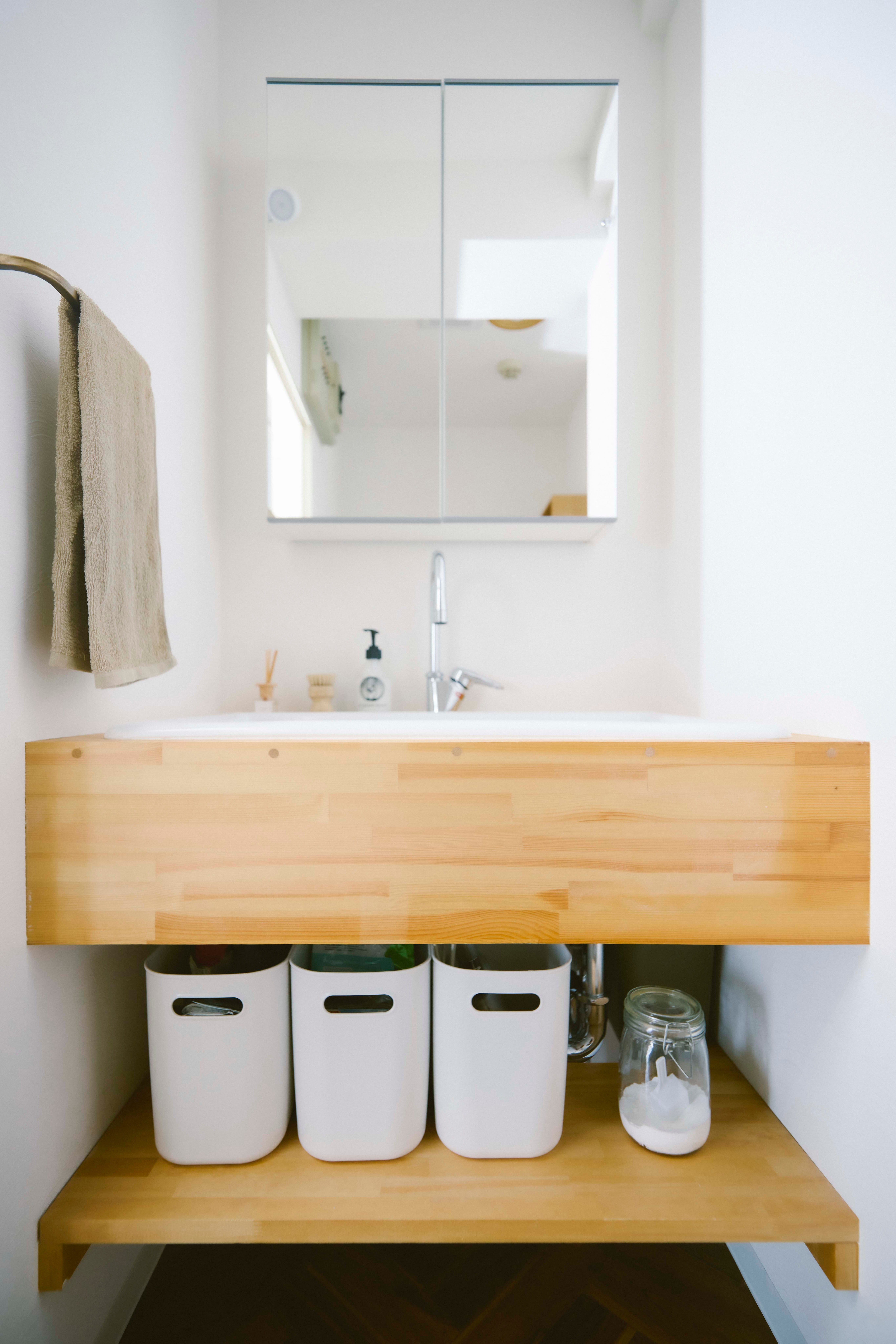 暮らしの真ん中に光と風。犬も猫も心地よく過ごせる家」栗谷川玲さん