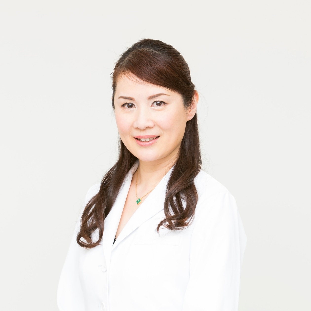 銀座よしえクリニック　総院長