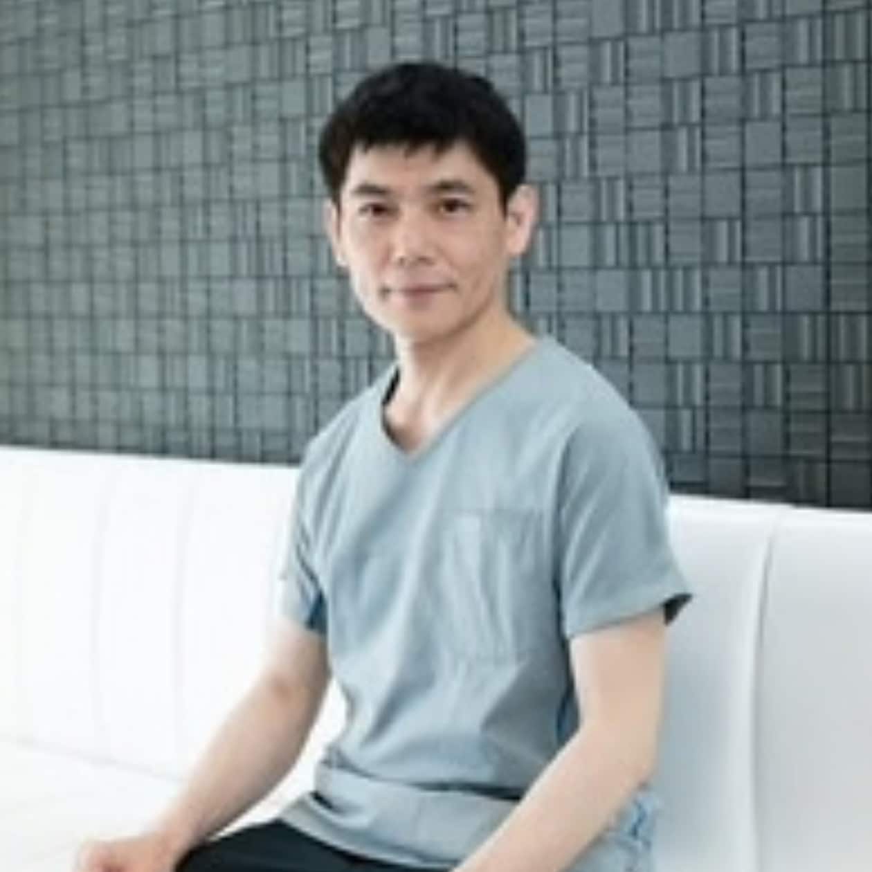 久手堅司