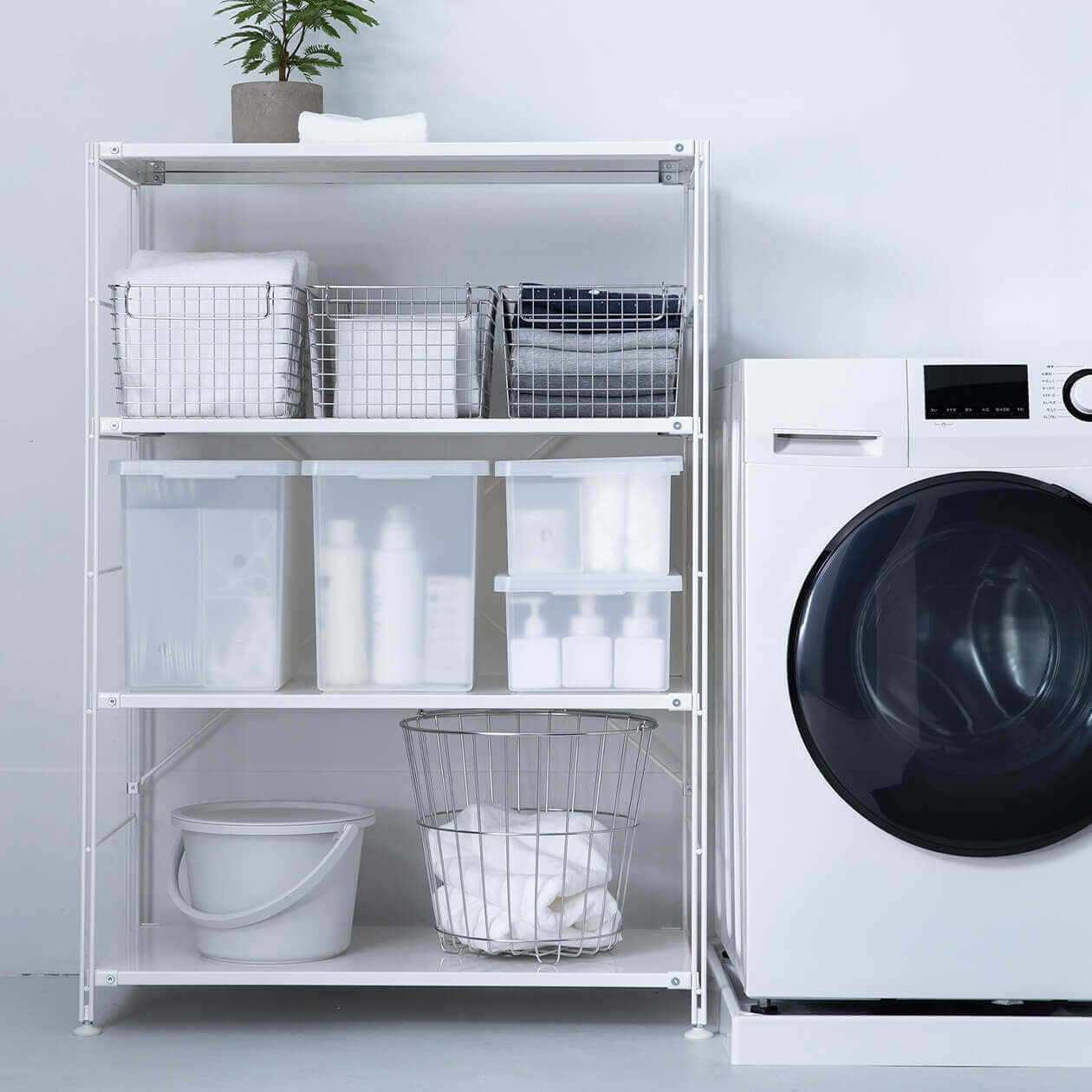 そばに置きたい、小さな棚