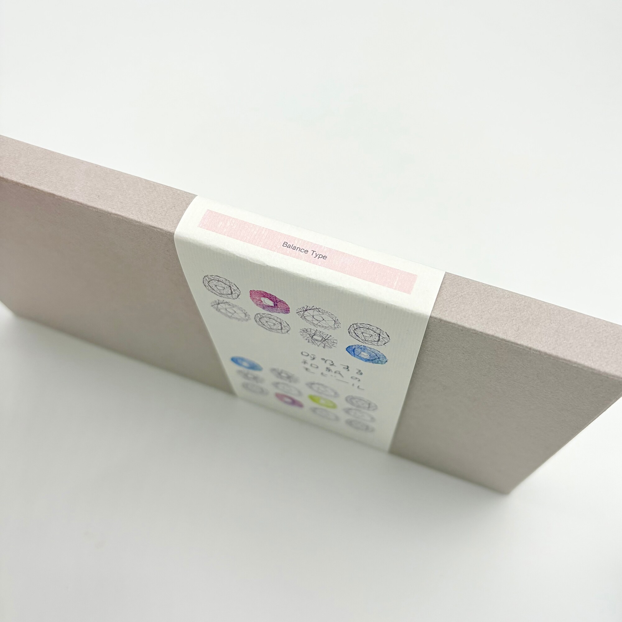 呼吸する和紙のモビール　バランスタイプ