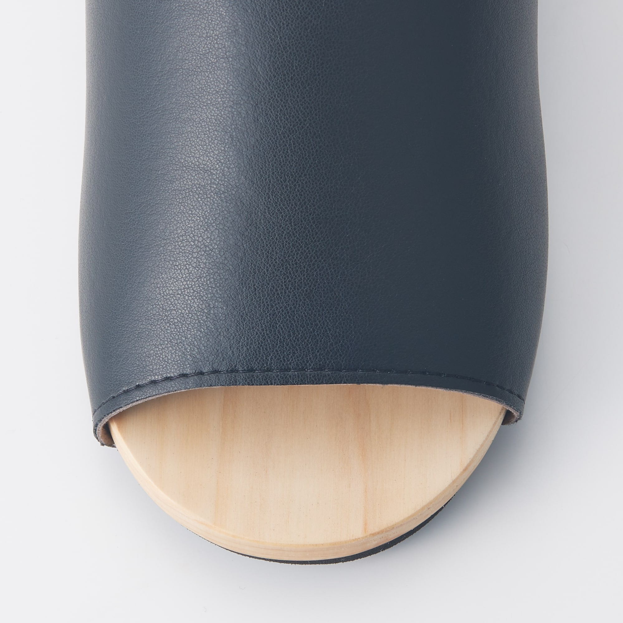 木のルームシューズ　黒Ｓ（21.5～23ｃｍ）