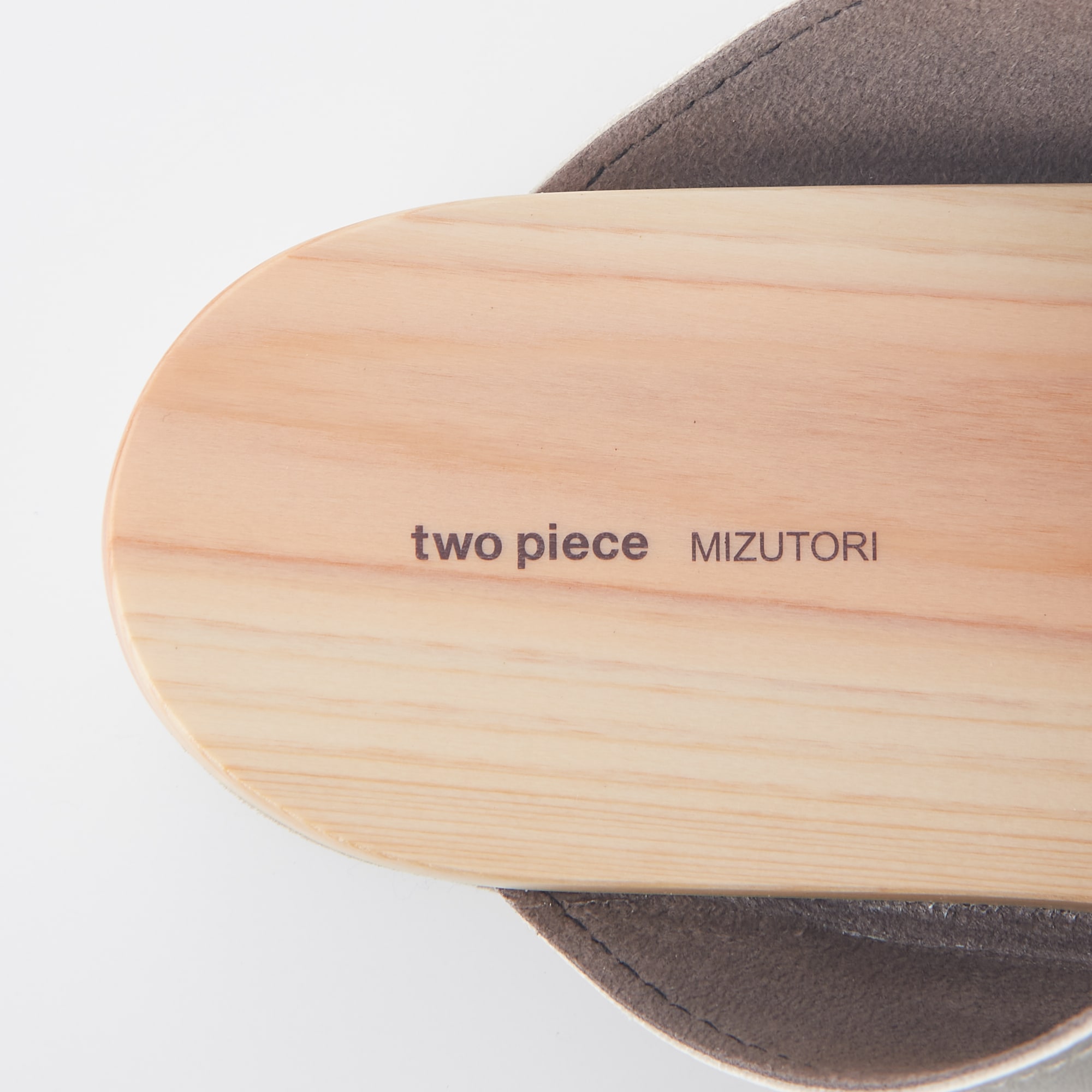 木のルームシューズ  グレーM（23.5～25ｃｍ）