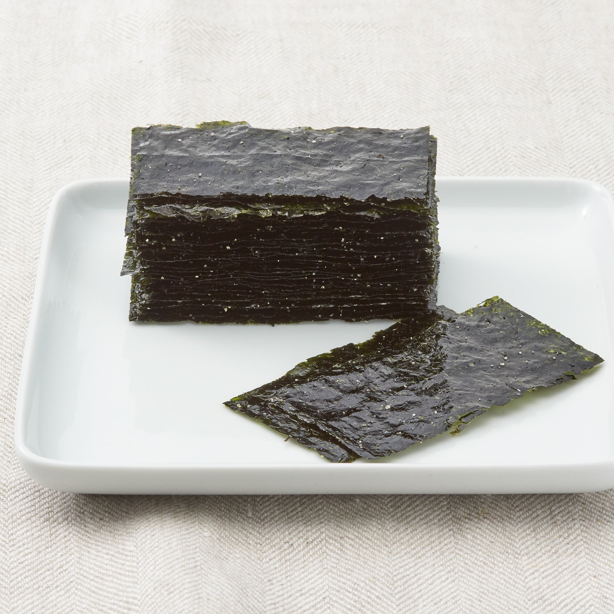 広島県福山市　海苔師の塩のり　オリーブオイル仕立て　8切40枚