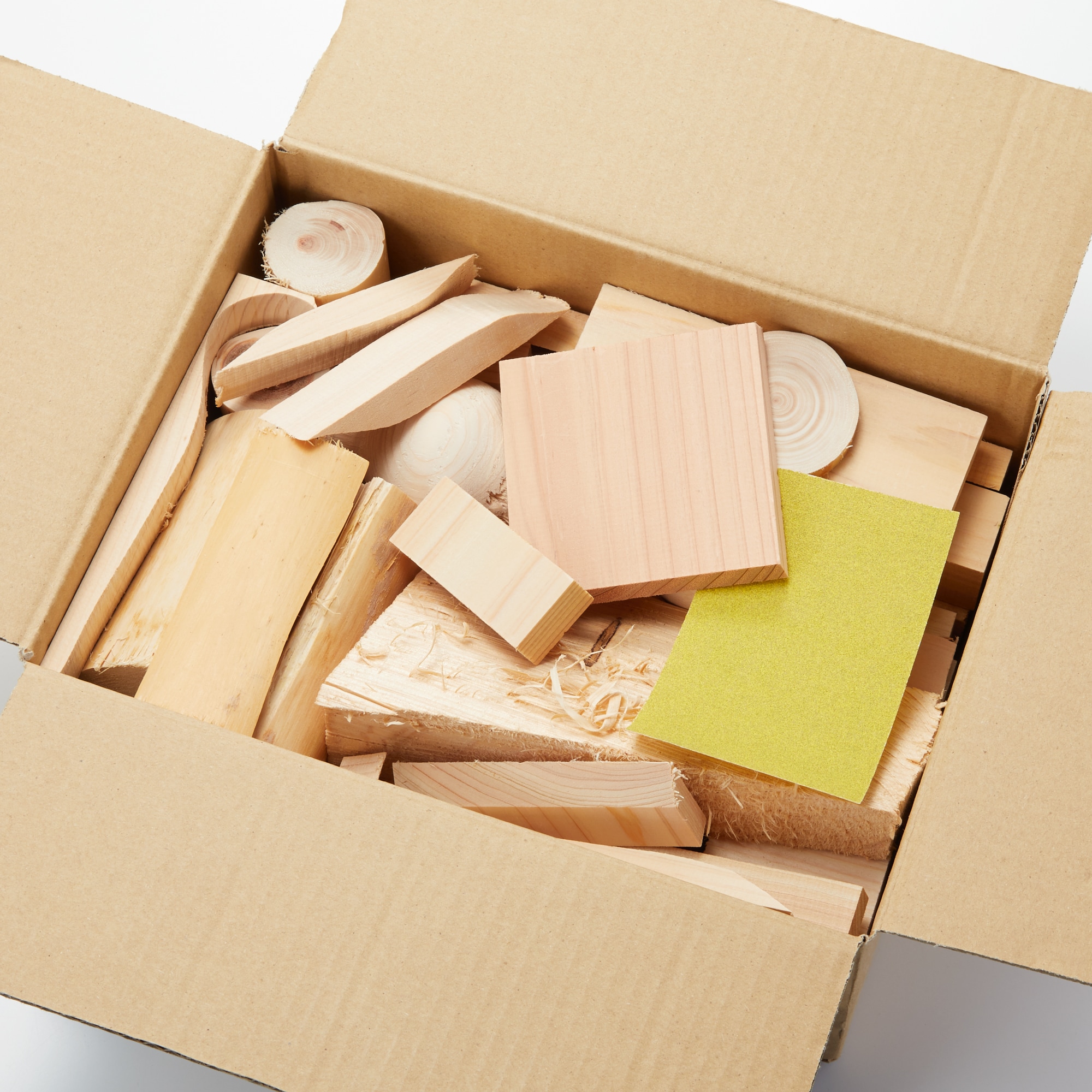 東京の木の「かたちいろいろ木のかけらセット」 | 無印良品