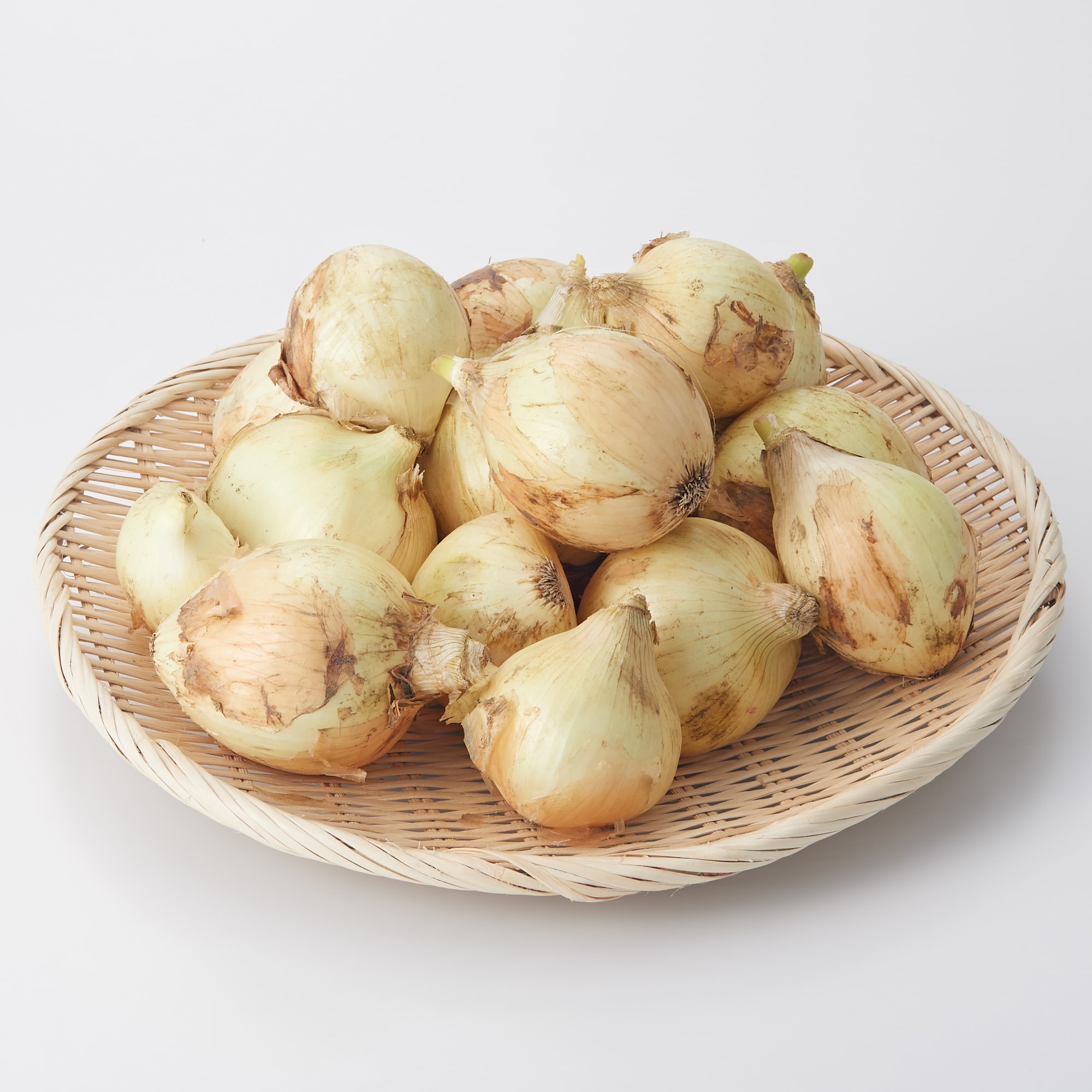 熊本県産　サラダたまねぎ「サラたまちゃん」家庭用・約3ｋｇ