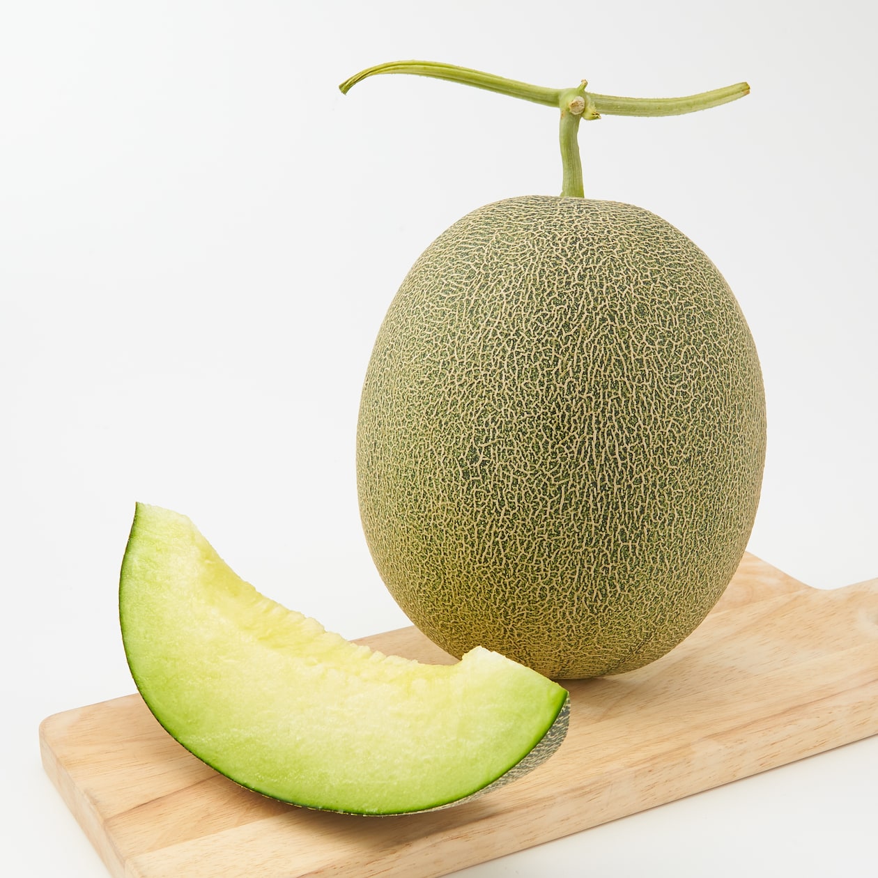 熊本県産　とみおか農園のメロン「肥後グリーン」１玉（約２.３ｋｇ）
