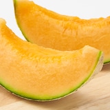 茨城県産　方波見農園の赤肉メロン「むつみレッド」　約１．２ｋｇ