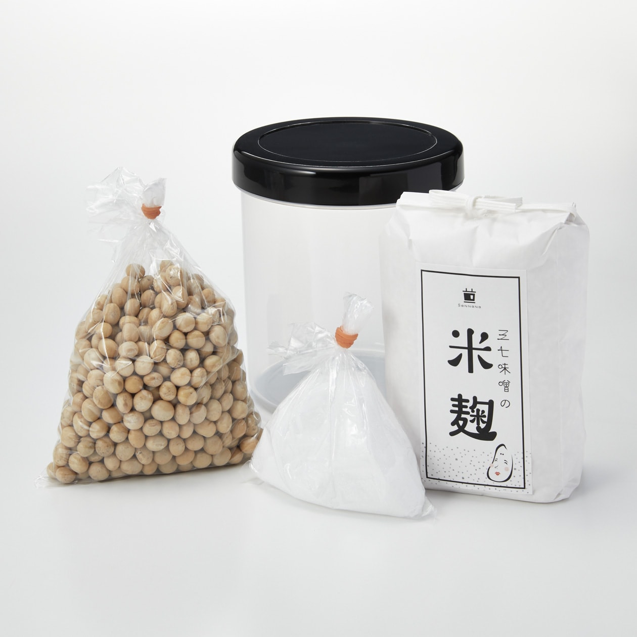 三七味噌の「はじめての手作り味噌セット」」（仕上がり１ｋｇ、容器付き）