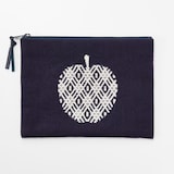 こぎん刺し　りんごポーチ　Ｂ