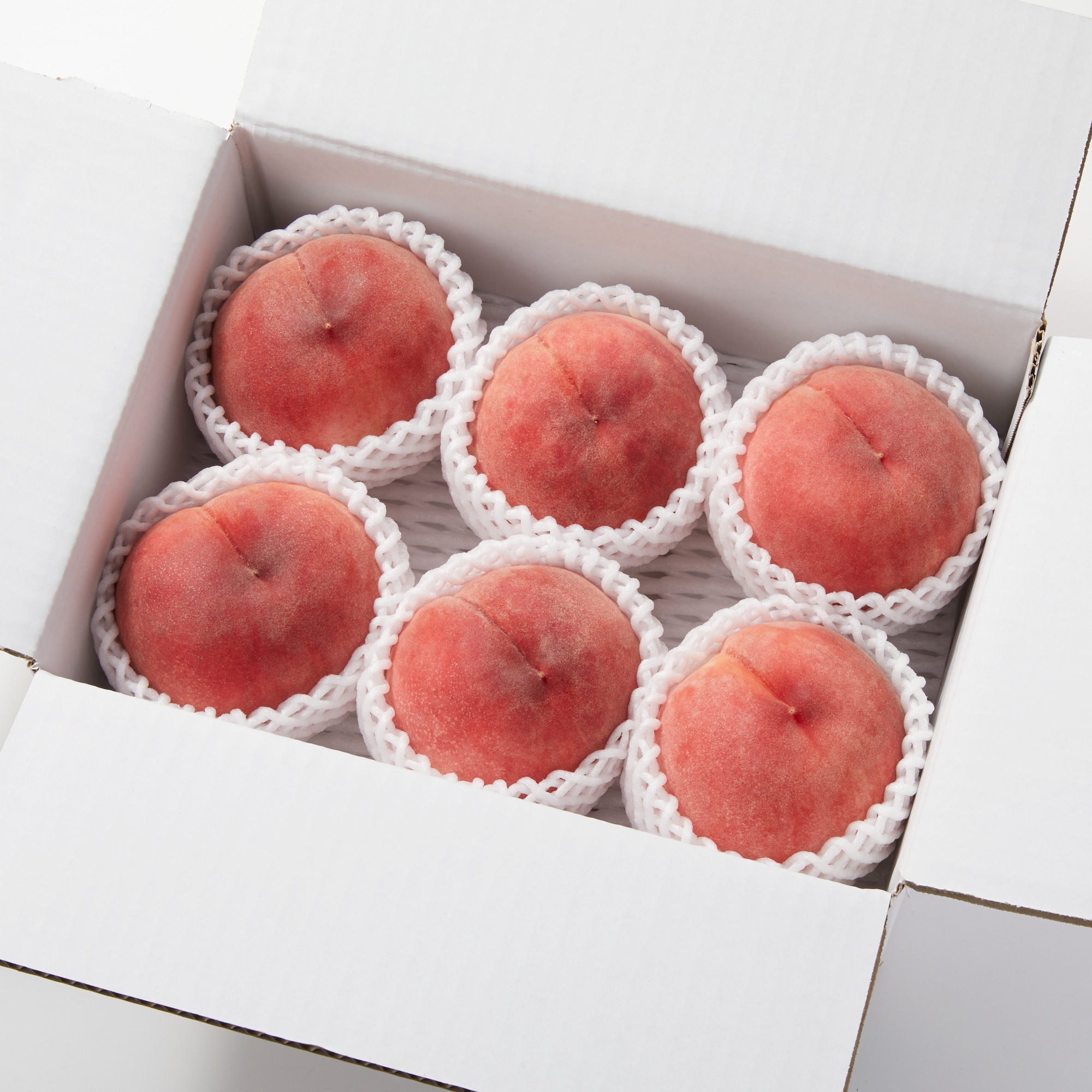 福島県産　ＡＢＥ　Ｆｒｕｉｔの桃　「まどか」　約２ｋｇ（６～８玉）（ＧＡＰ認証）