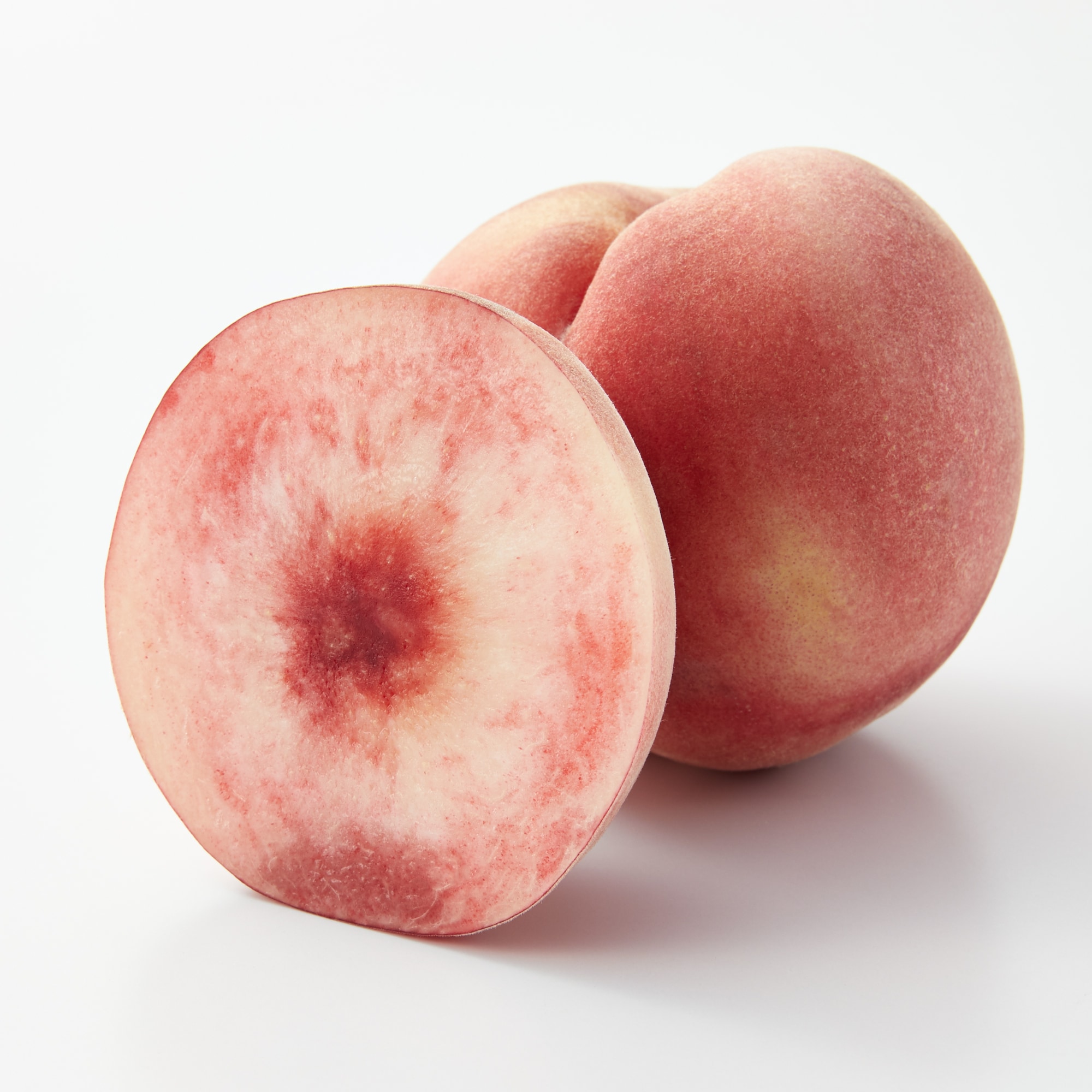 福島県産　ＡＢＥ　Ｆｒｕｉｔの桃　「まどか」　約２ｋｇ（６～８玉）（ＧＡＰ認証）