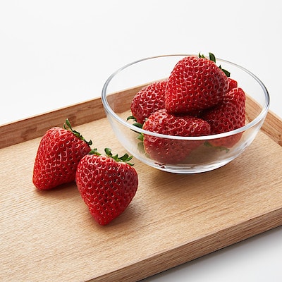 兵庫県産　篠田いちご園のいちご「紅クイーン」約３５０ｇ