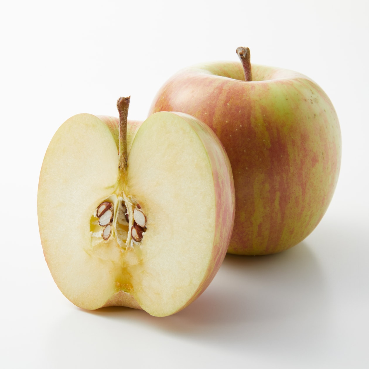 秋田県　さとう果樹園　葉とらずふじ　（調理・加工用）　５ｋｇ