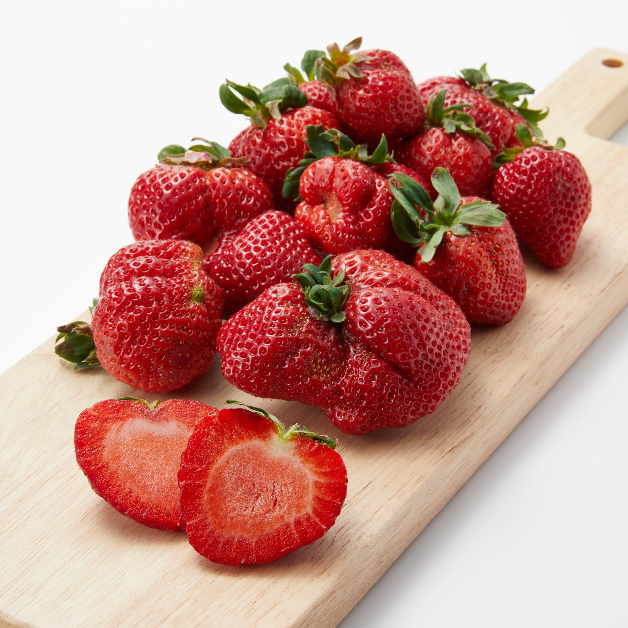 福岡県産 伊世いちご畑の「あまおう」加工用 約800g ※有機JAS