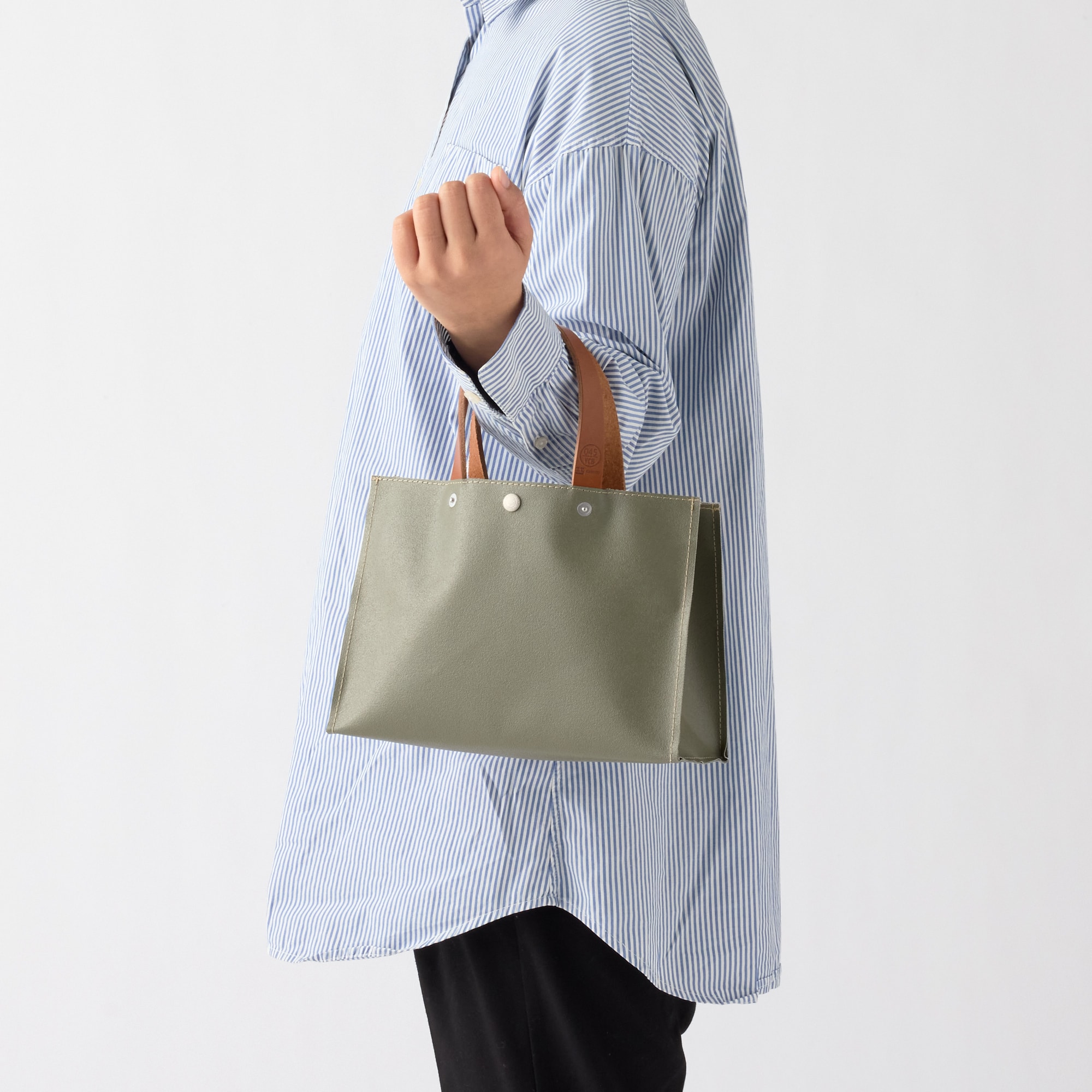 横濱帆布鞄　Ｈ　オリーブ（森野艦船帆布）