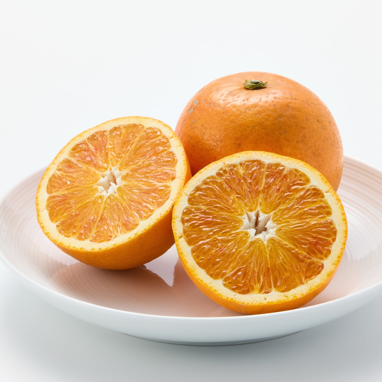 愛媛県産　無茶々園の「ブラッドオレンジ」サイズ混合・約３ｋｇ