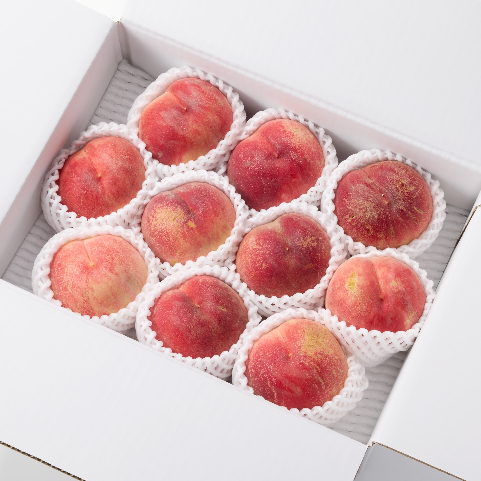 福島県産　菱沼農園の旬の桃「品種おまかせ（９月お届け）」　家庭用・約３ｋｇ（ＧＡＰ認証）