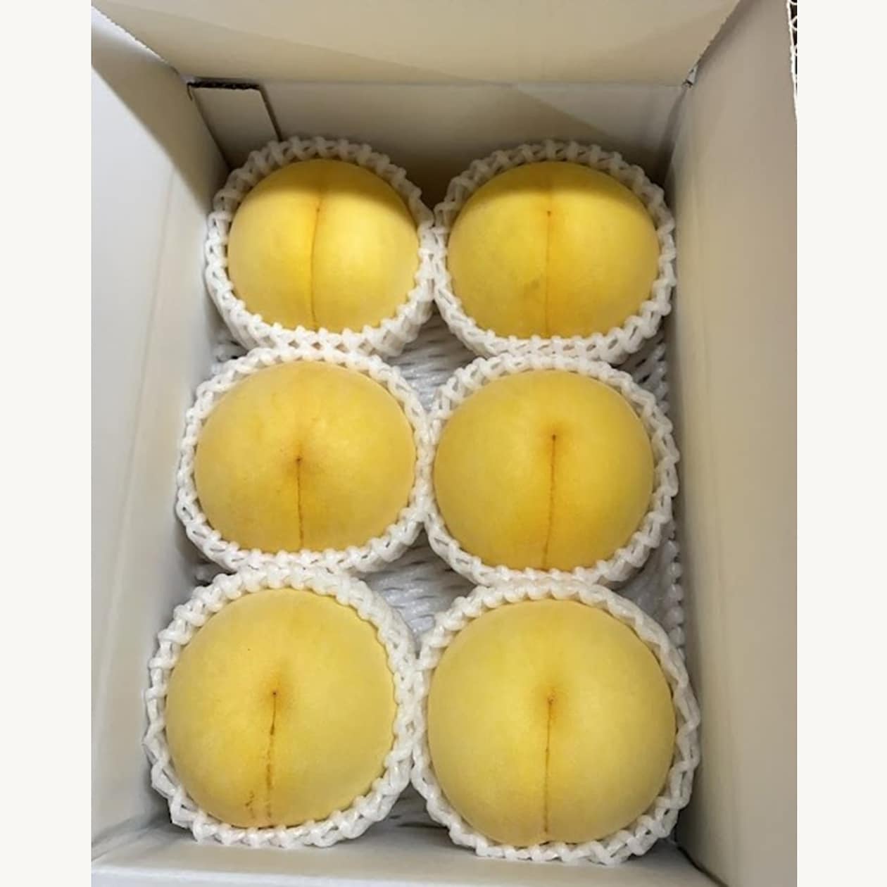 福島県産　宍戸果樹園の桃「黄ららのきわみ」　約２ｋｇ