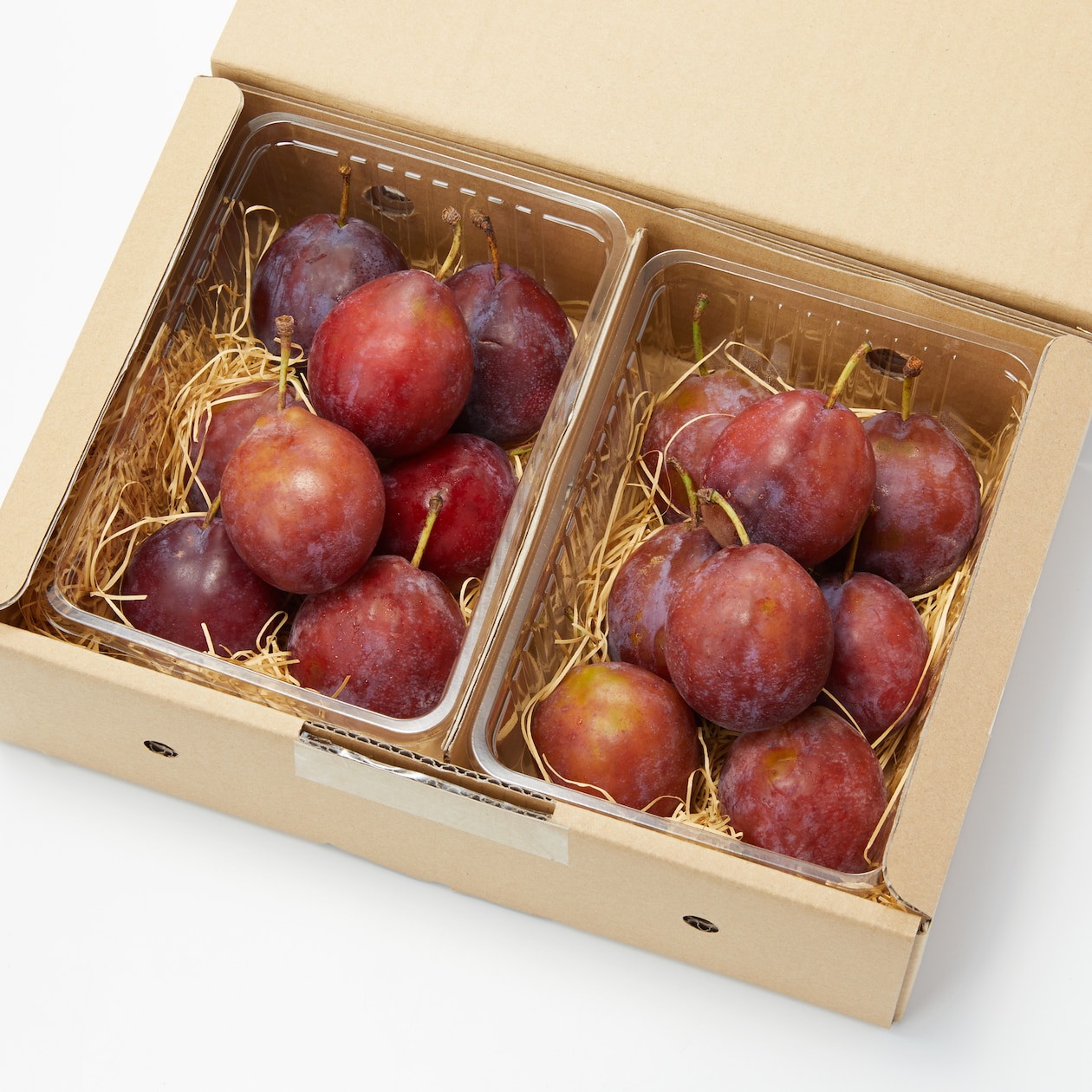 北海道産　ピンクオーチャードのプルーン 約９００ｇ（１４～２２個）