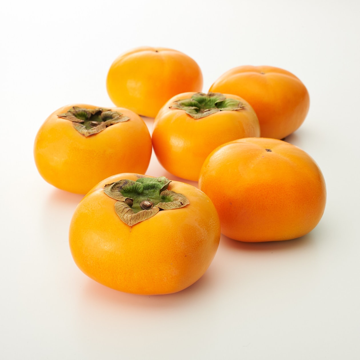 佐渡産　吹上農園の柿　約１．５ｋｇ（６玉）【ギフトにおすすめ】