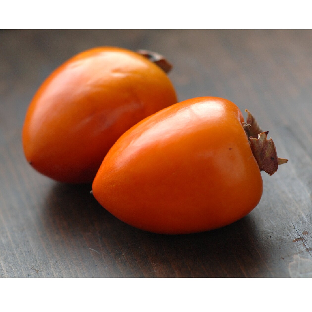 【期間限定：１２月２５日まで】岡山県赤磐市　行本園芸の「あたご柿」１０個【ギフトにおすすめ】