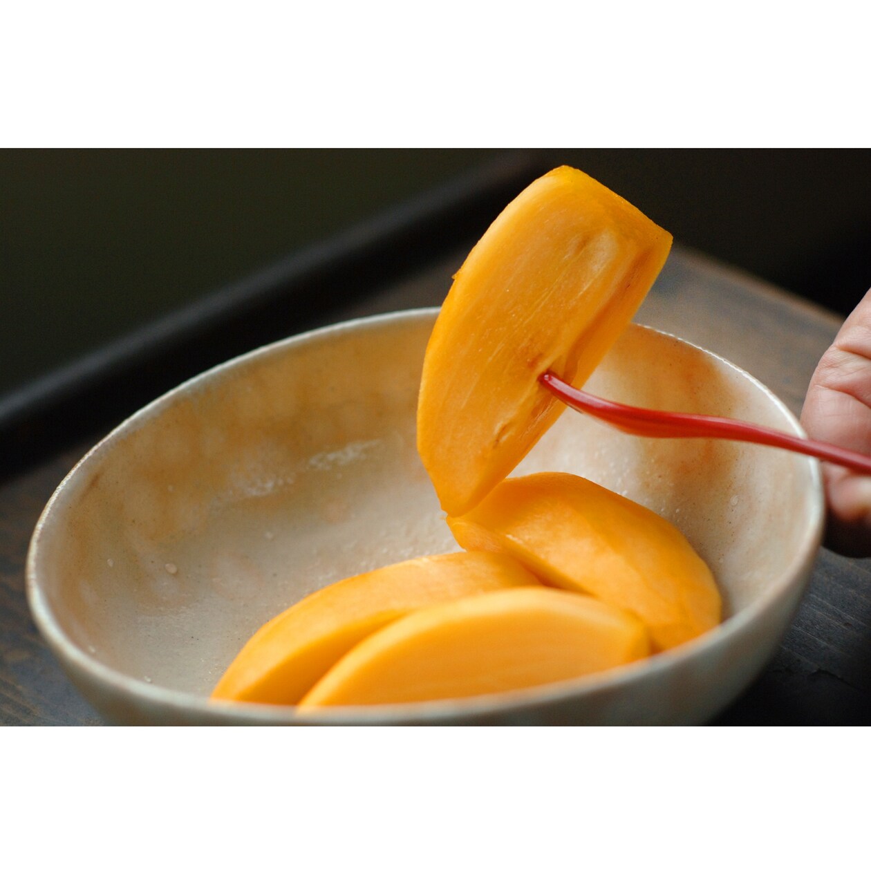 【期間限定：１２月２５日まで】岡山県赤磐市　行本園芸の「あたご柿」１０個【ギフトにおすすめ】