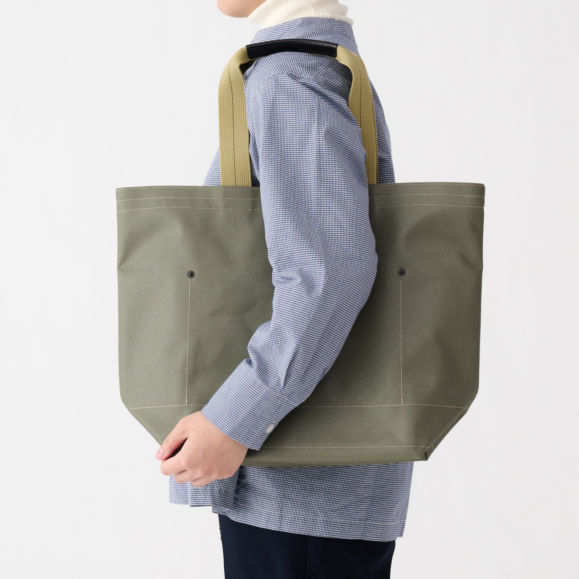 横濱帆布鞄　Ｅ　オリーブ（森野艦船帆布）