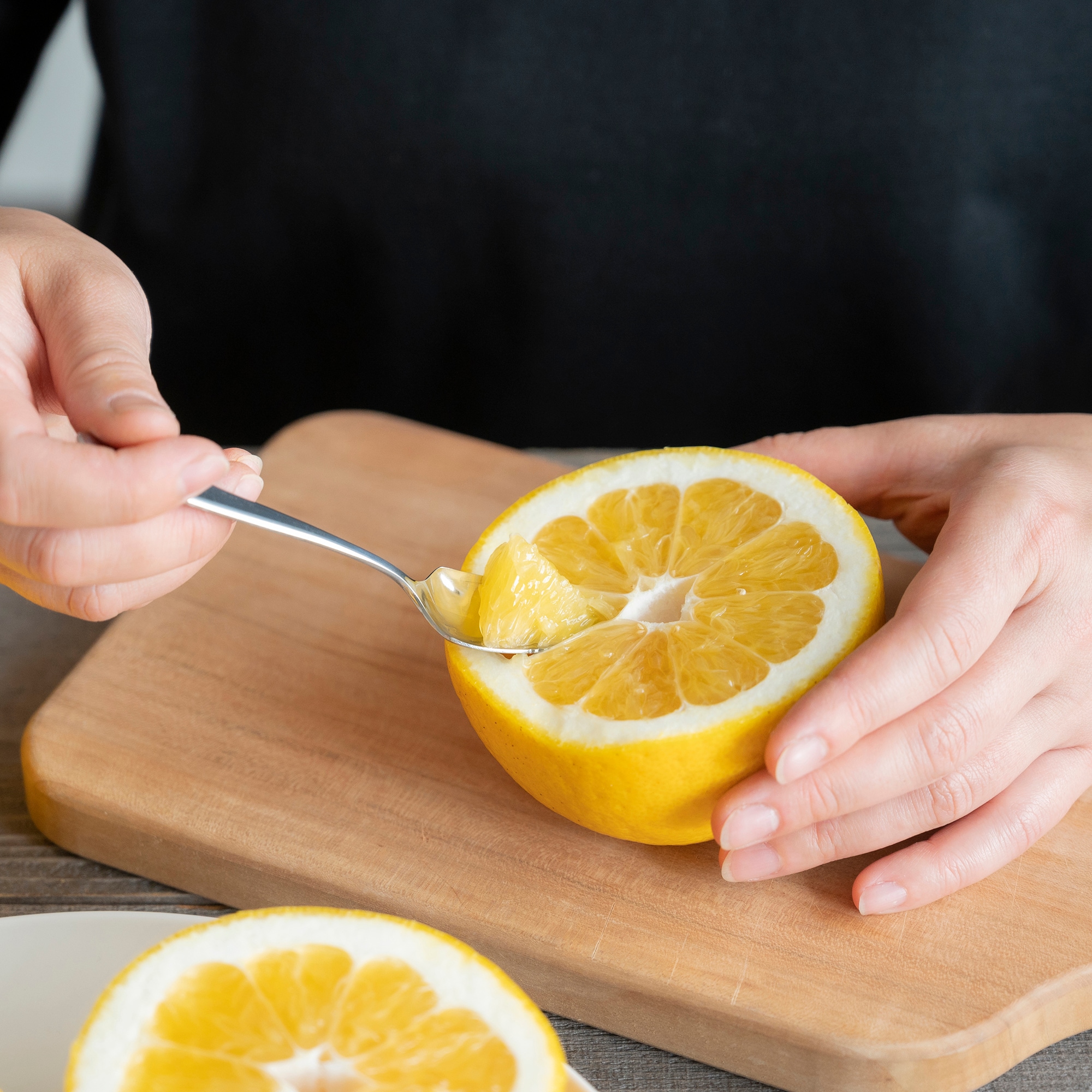 愛媛県産　無茶々園の「ジューシーフルーツ」サイズ混合・約3ｋｇ