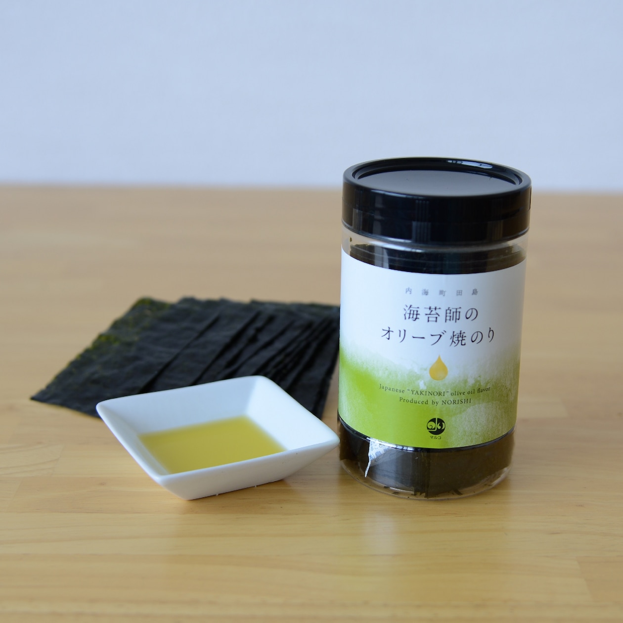 広島県福山市　マルコ水産の「海苔師のオリーブ焼のり」8切40枚