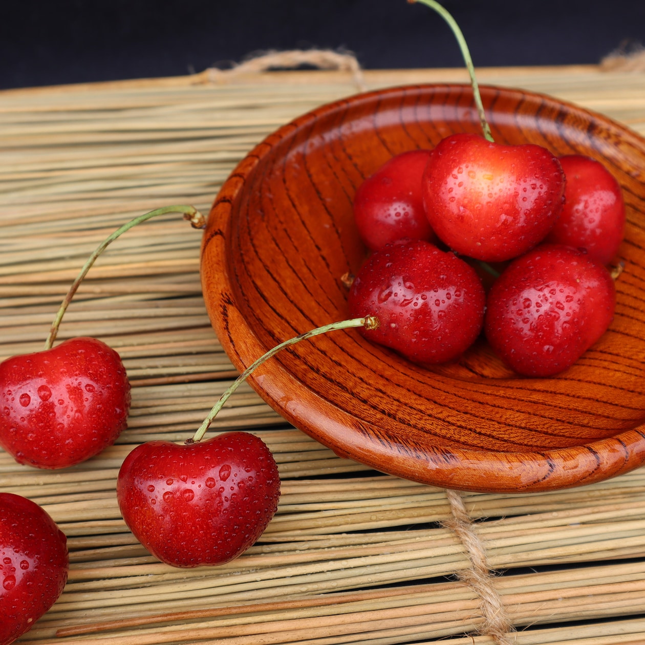 山形県産さくらんぼ　「やまがた紅王」 チョコ箱　２４粒