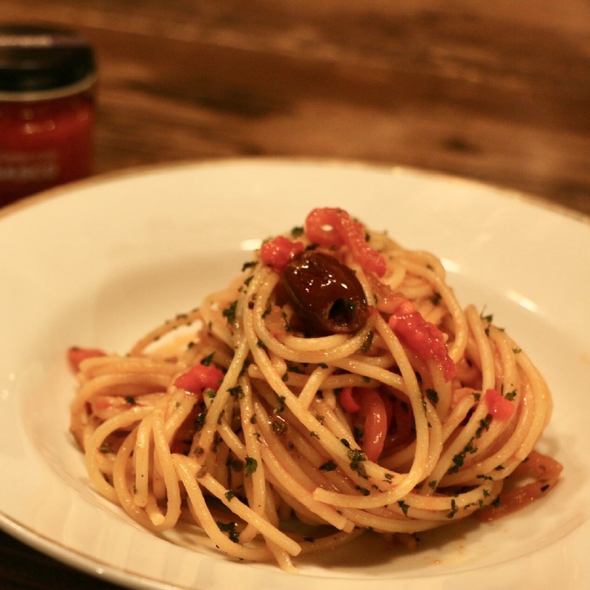 大分県　レストランサルディナス　辛味調味料「ヤバスコ（赤）」