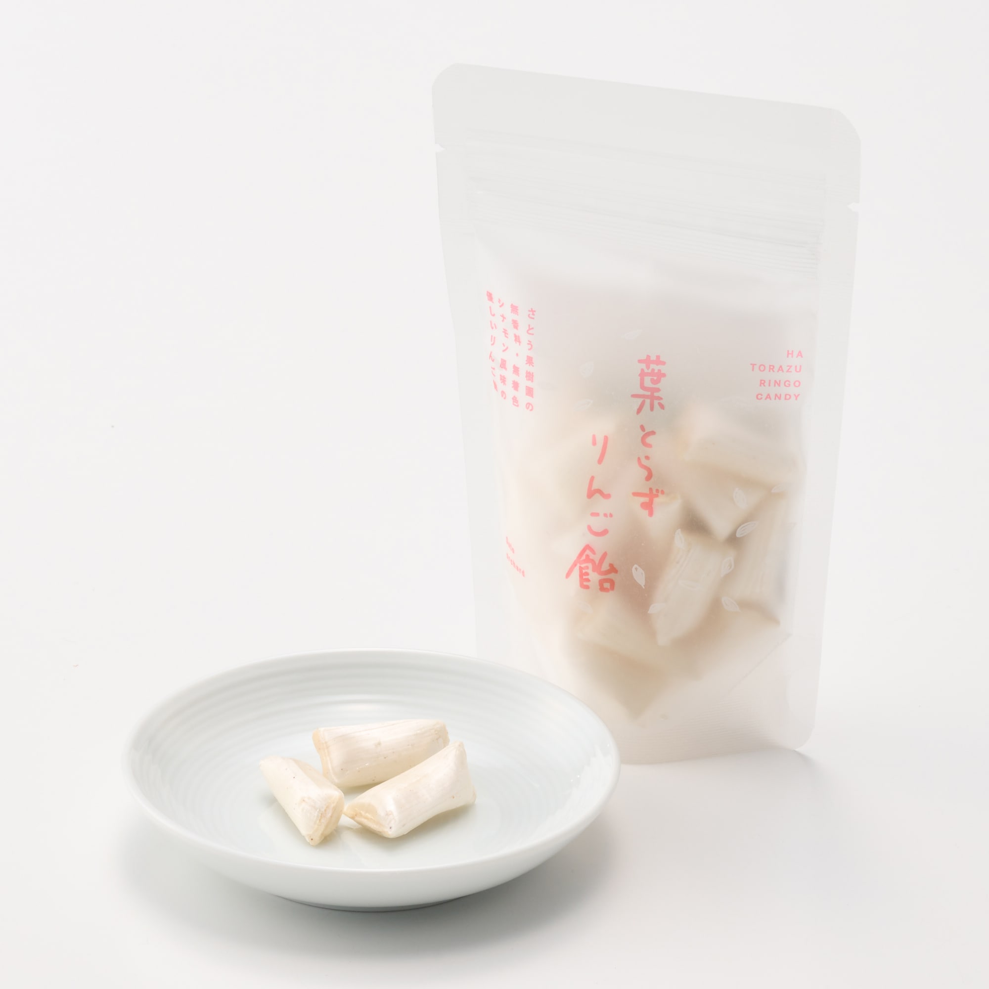 秋田県　さとう果樹園　リンゴジュースと「シナモン香る　葉とらずりんご飴」セット