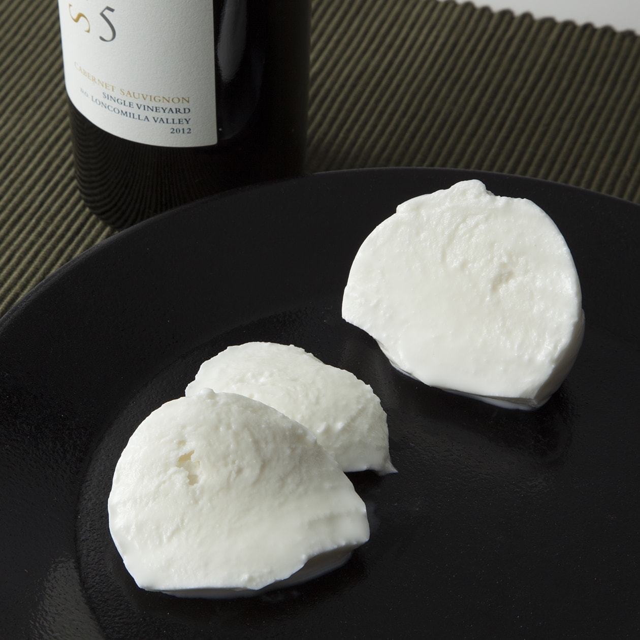 島根県　木次乳業　モッツァレラチーズ　１００ｇ