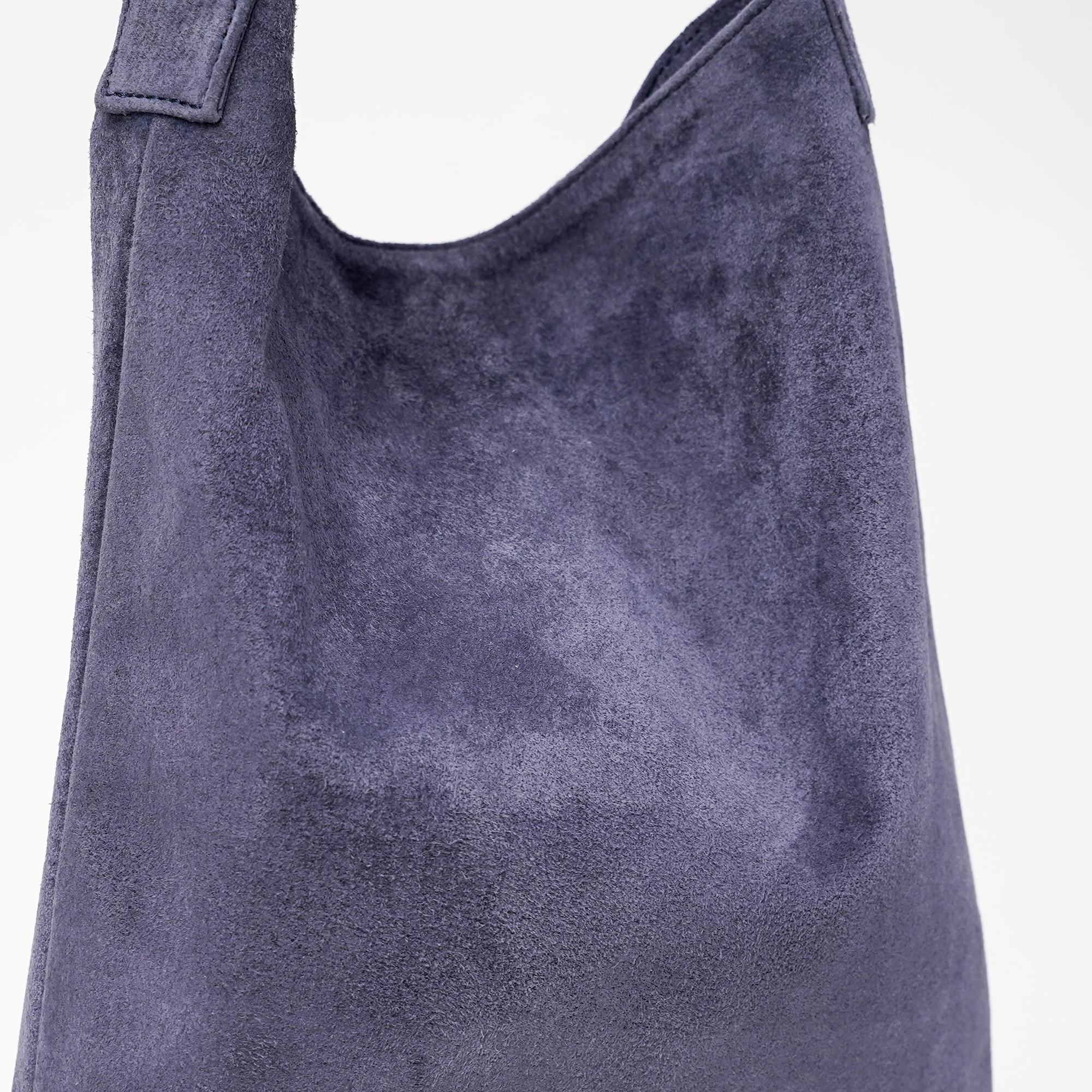 革屋が作った、「洗える革のライトトートバッグ」ネイビー