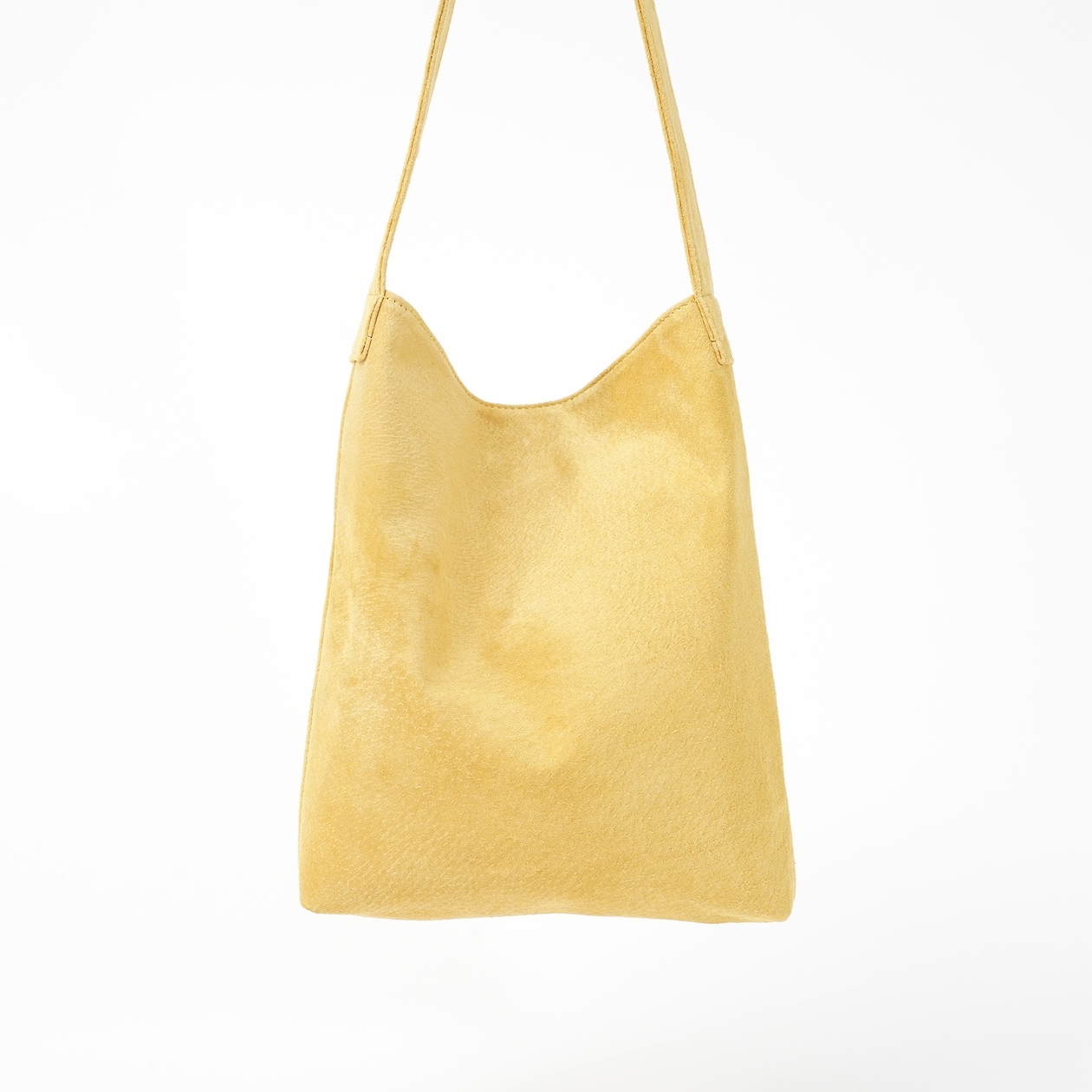 革屋が作った、「洗える革のライトトートバッグ」マスタード