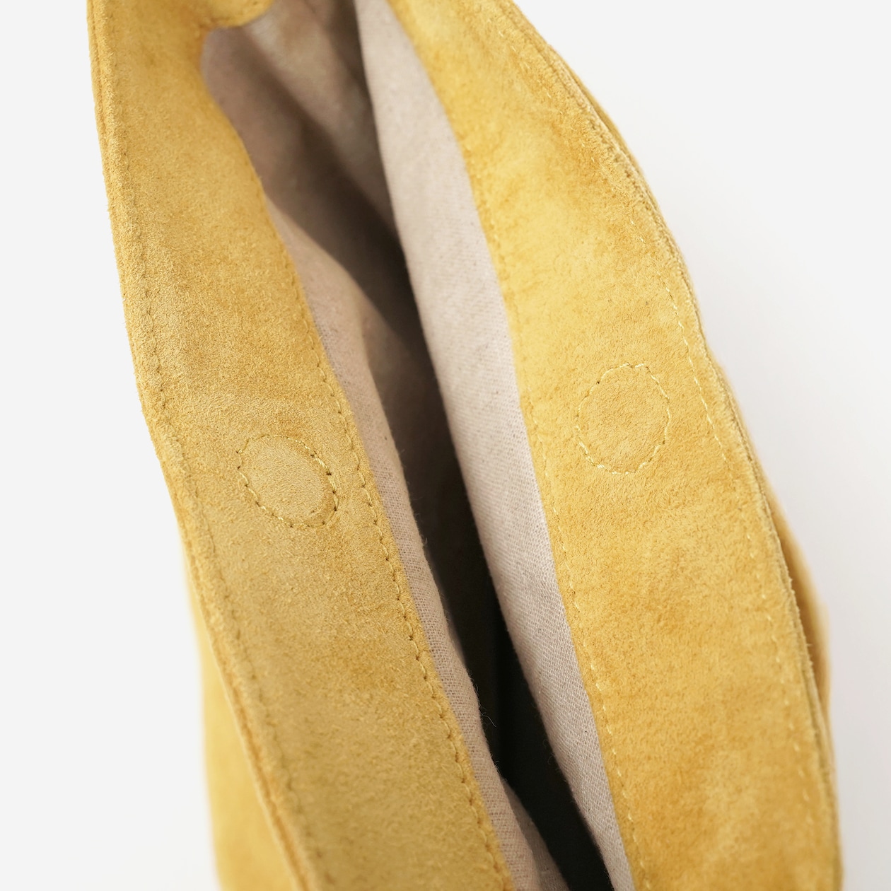 革屋が作った、「洗える革のライトトートバッグ」マスタード