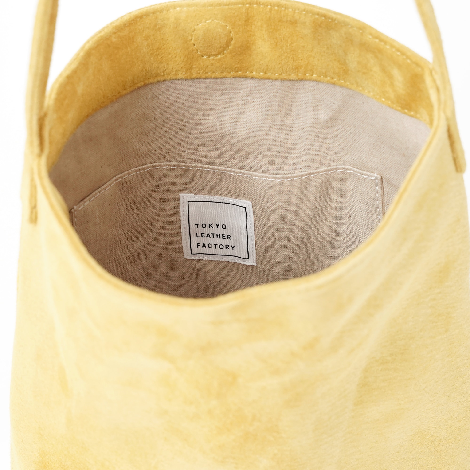 革屋が作った、「洗える革のライトトートバッグ」マスタード