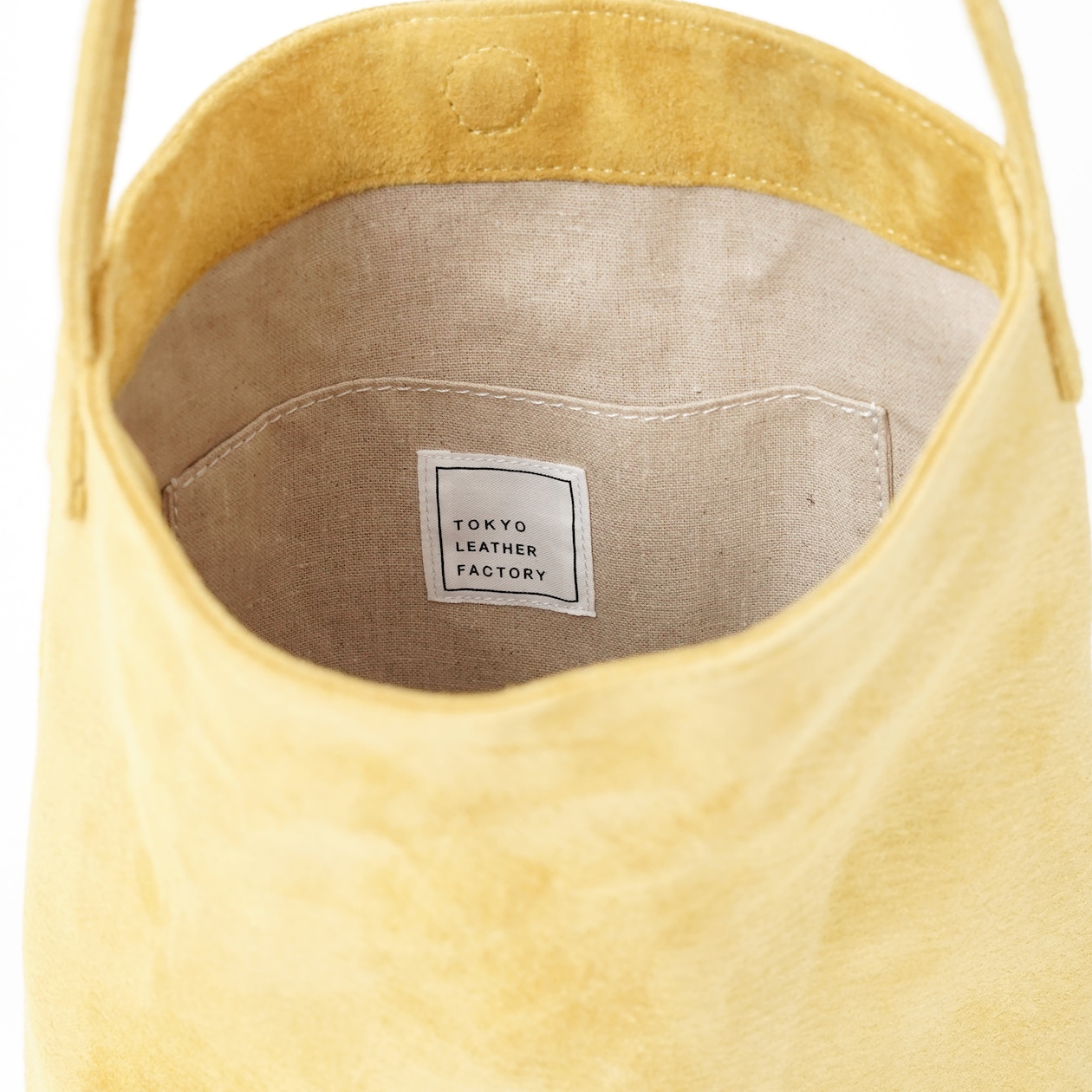 革屋が作った、「洗える革のライトトートバッグ」マスタード