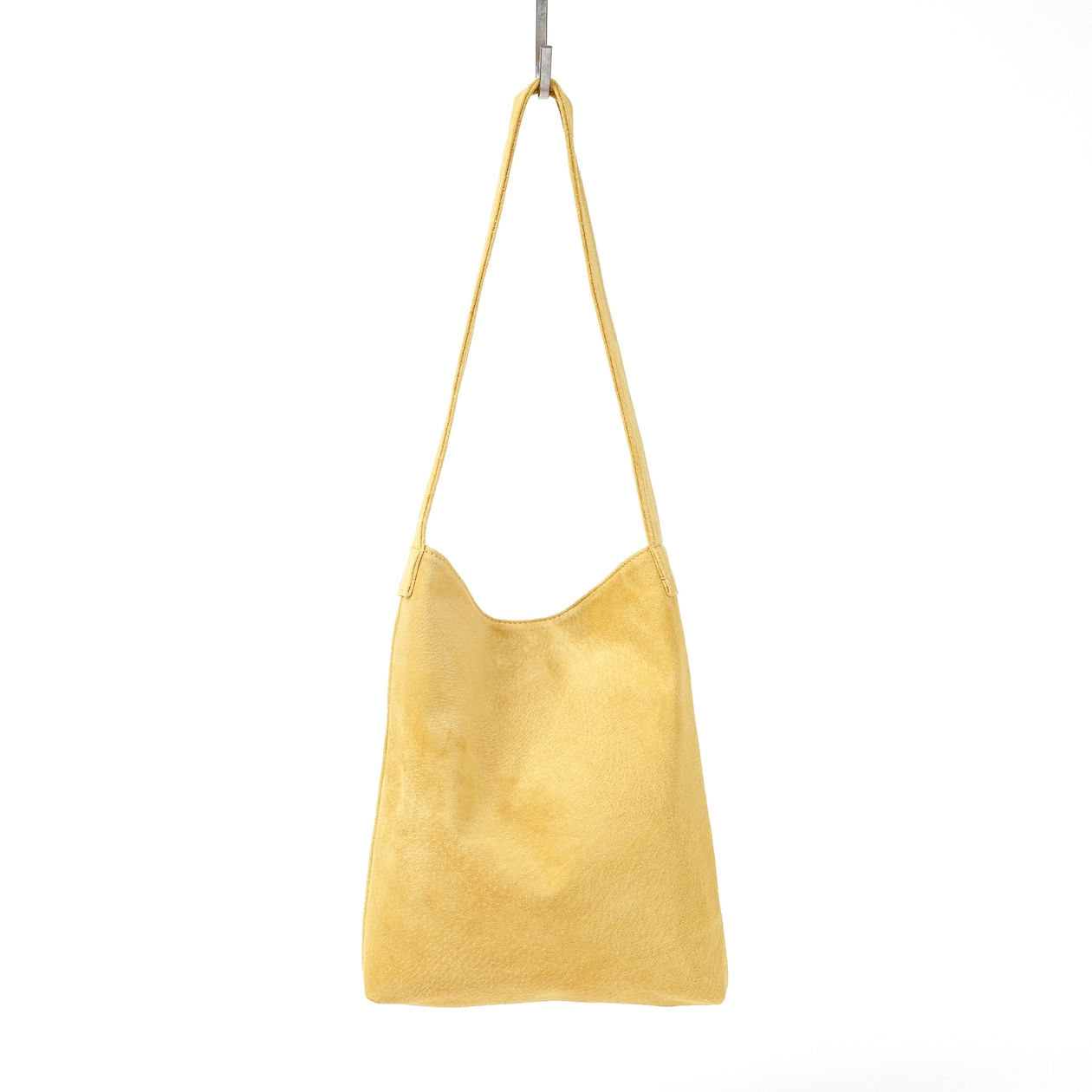 革屋が作った、「洗える革のライトトートバッグ」マスタード