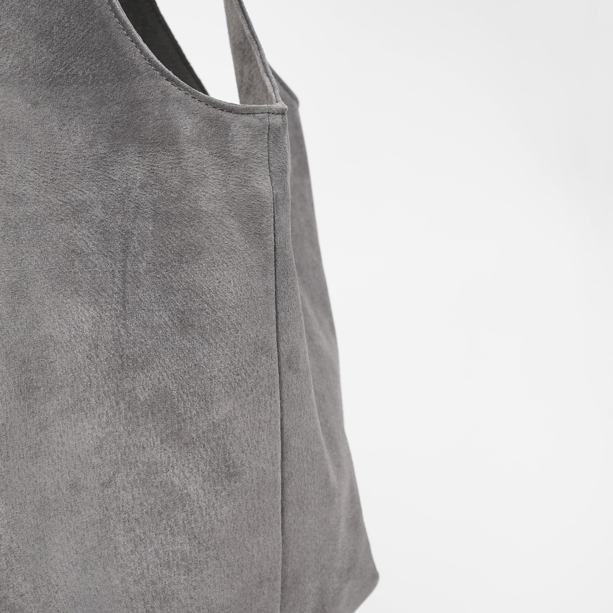 革屋が作った、「洗える革のドロップトート・大」グレー